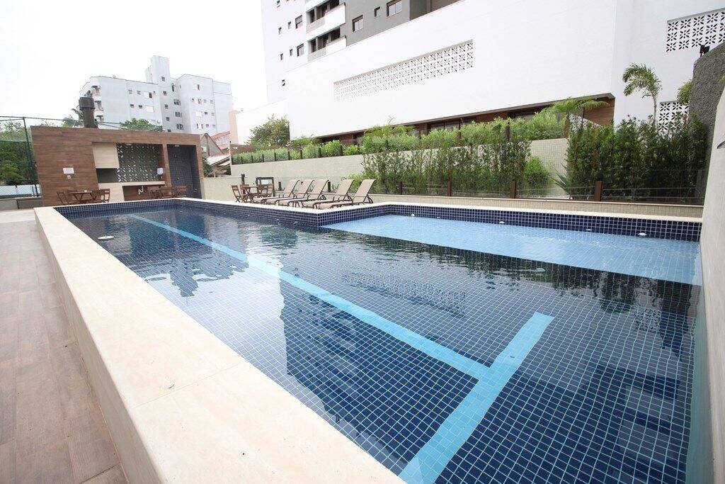 Apartamento de 2 Dormitórios Suíte no Estreito - Área de Lazer Completa