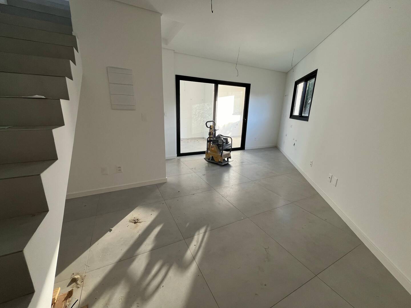 Casa à venda com 2 quartos, 110m² - Foto 4