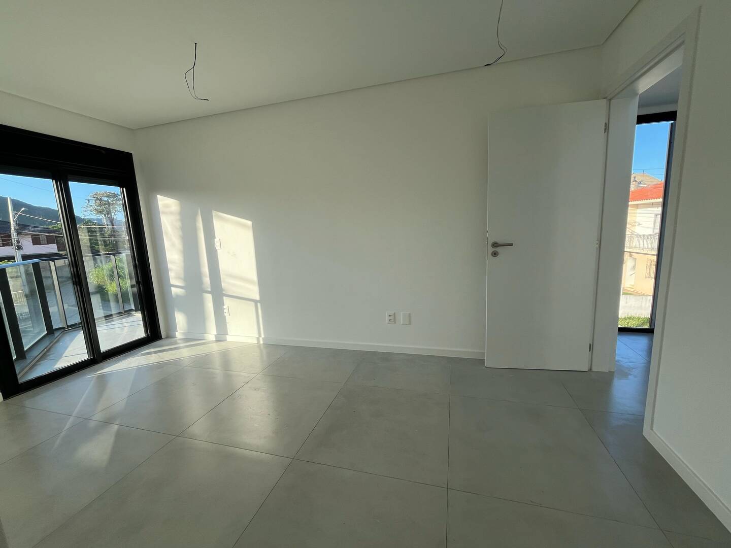 Casa à venda com 2 quartos, 110m² - Foto 11