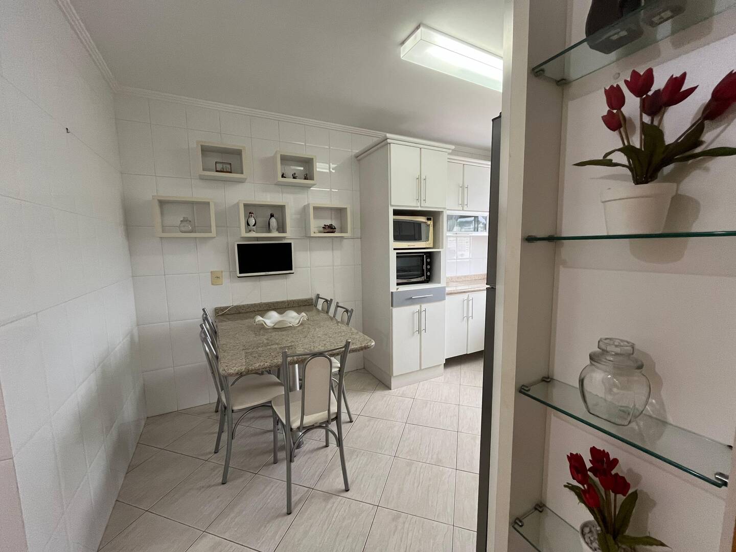 Apartamento para alugar com 4 quartos, 138m² - Foto 15