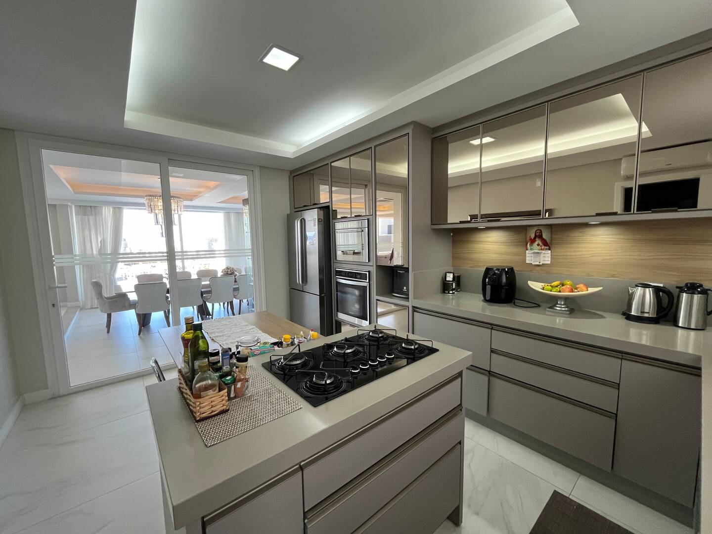 Casa à venda com 4 quartos, 450m² - Foto 22