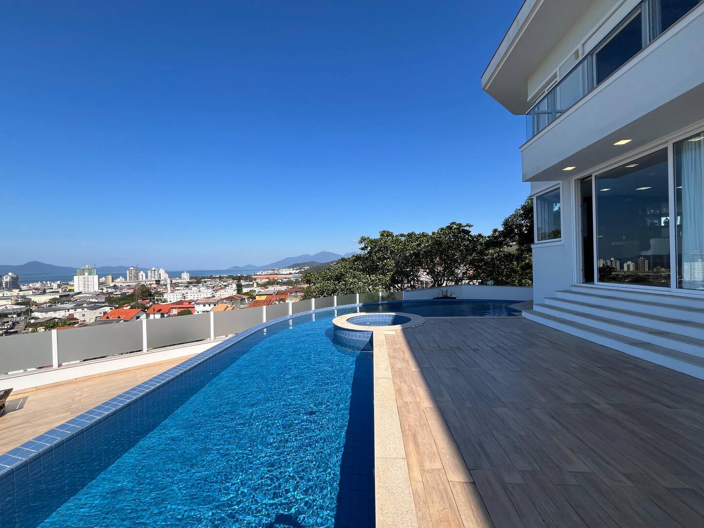 Casa à venda com 4 quartos, 450m² - Foto 50