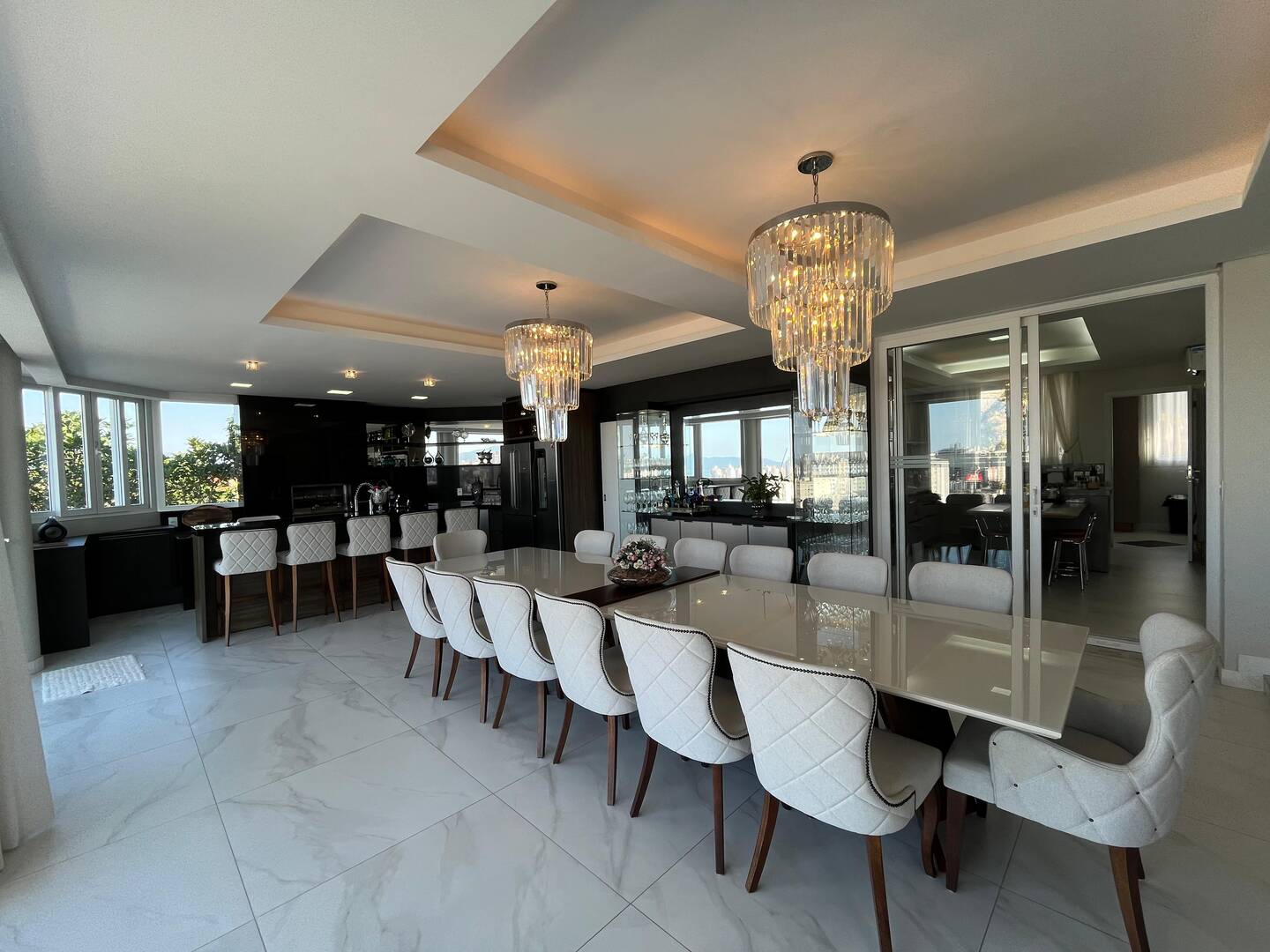 Casa à venda com 4 quartos, 450m² - Foto 6