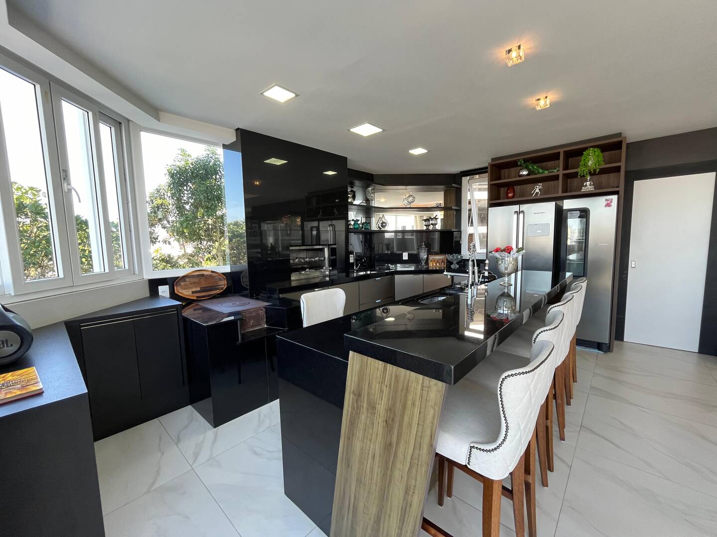 Casa à venda com 4 quartos, 450m² - Foto 10