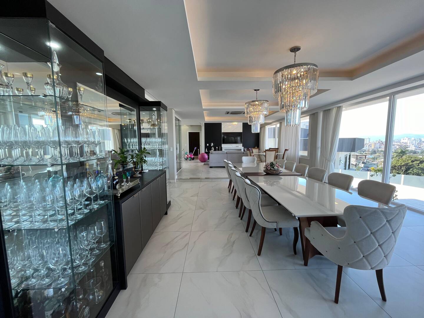 Casa à venda com 4 quartos, 450m² - Foto 7