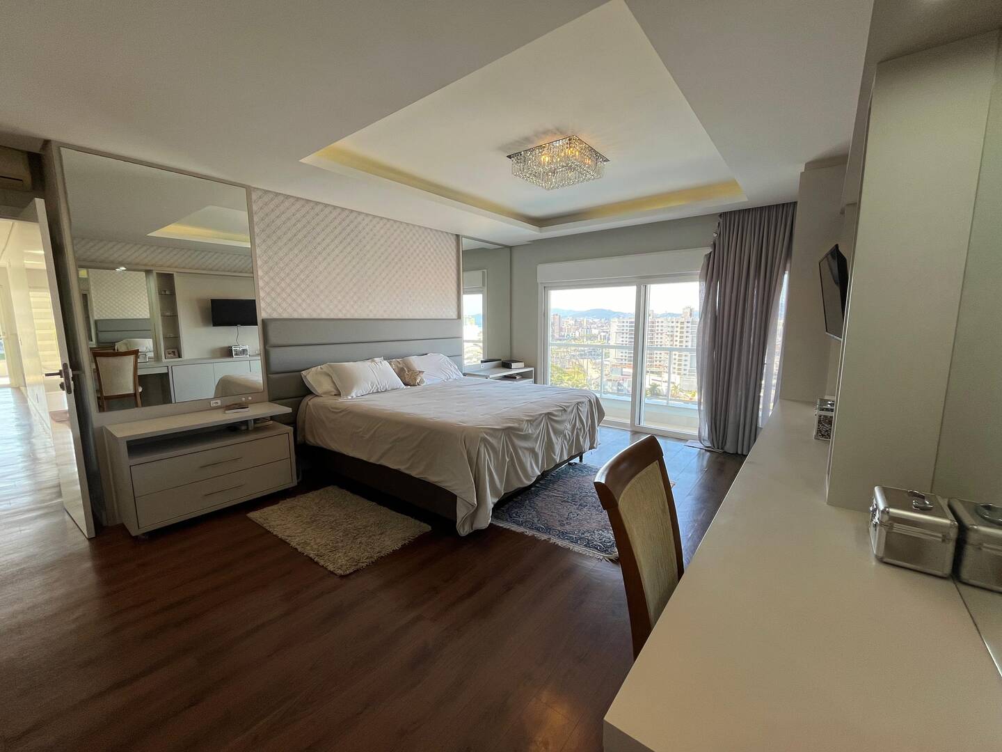 Casa à venda com 4 quartos, 450m² - Foto 29