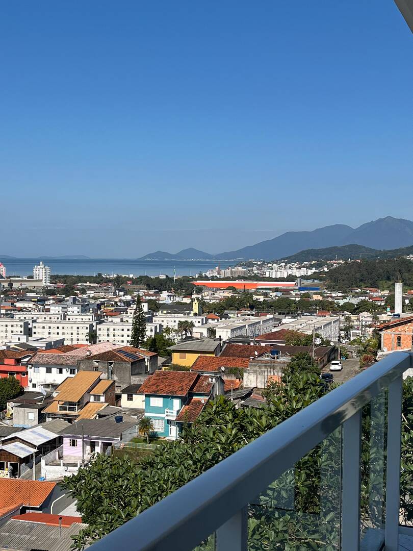 Casa à venda com 4 quartos, 450m² - Foto 37