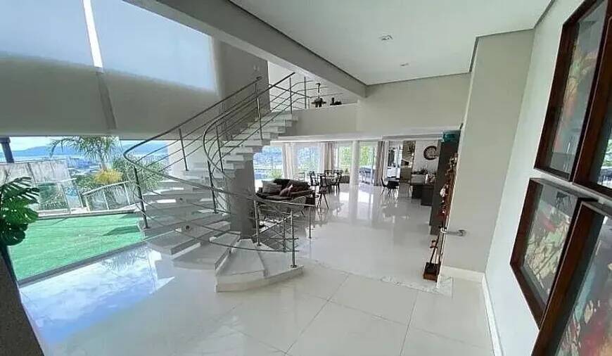 Casa à venda com 4 quartos, 1000m² - Foto 15