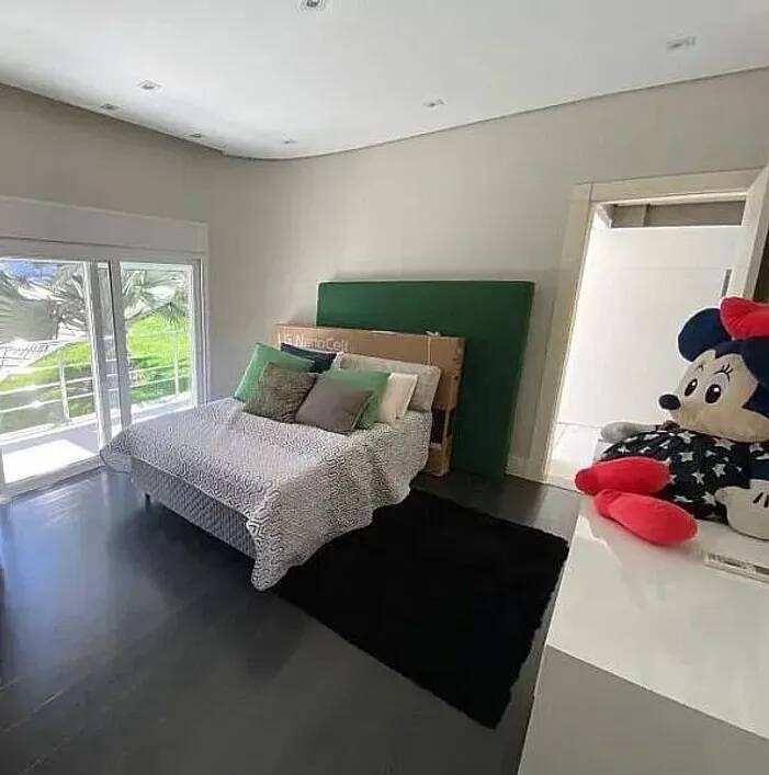 Casa à venda com 4 quartos, 1000m² - Foto 29