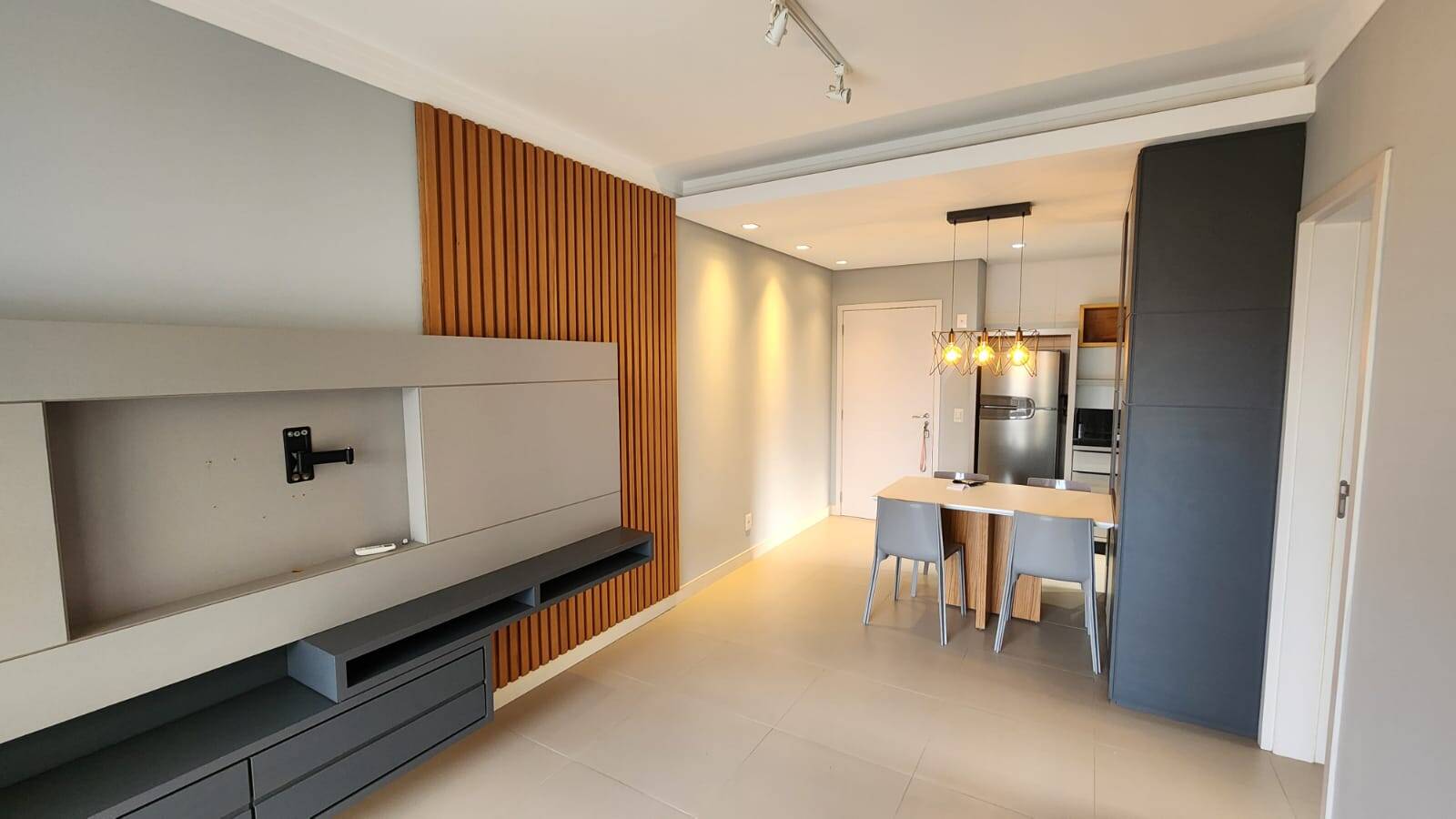 Apartamento, 2 quartos, 75 m² - Foto 1