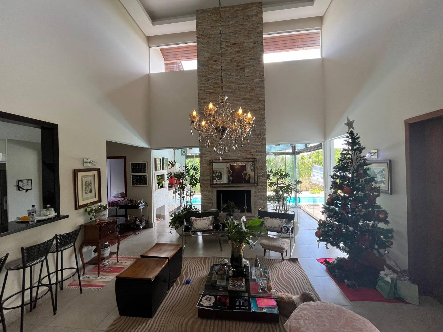 Casa, 5 quartos, 312 m² - Foto 4