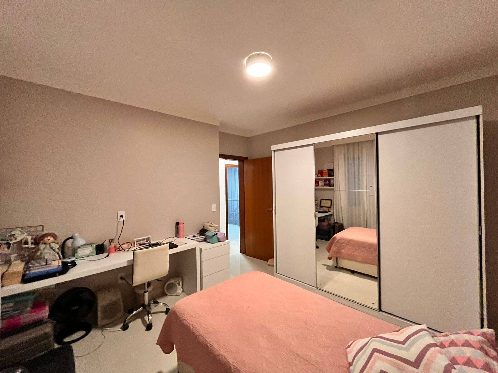 Casa, 4 quartos, 198 m² - Foto 21