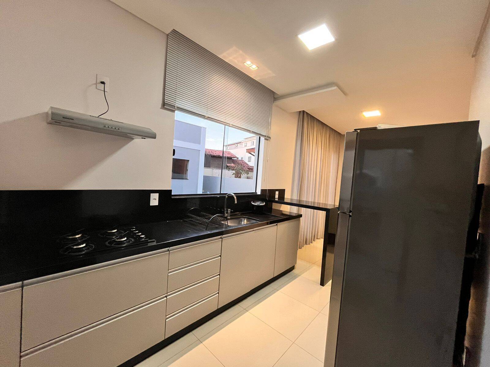 Casa, 4 quartos, 198 m² - Foto 13