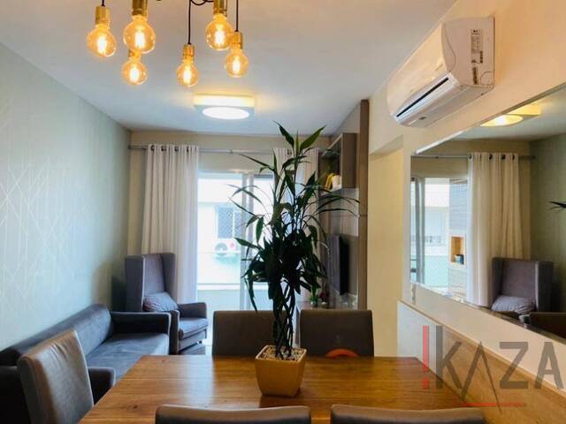 Apartamento para Venda em Florianópolis - 2