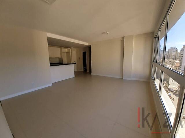 Apartamento para Venda em Florianópolis - 2