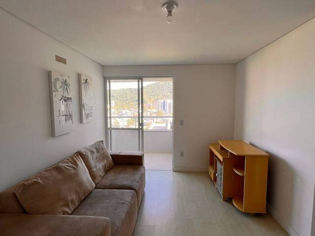 Apartamento para Venda em Palhoça - 4