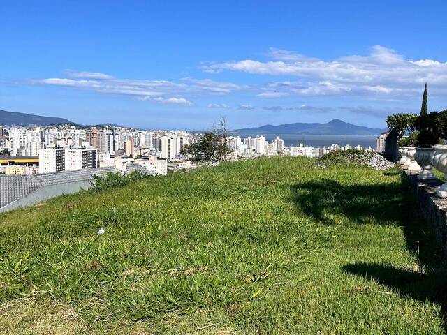 Terreno para Venda em São José - 3