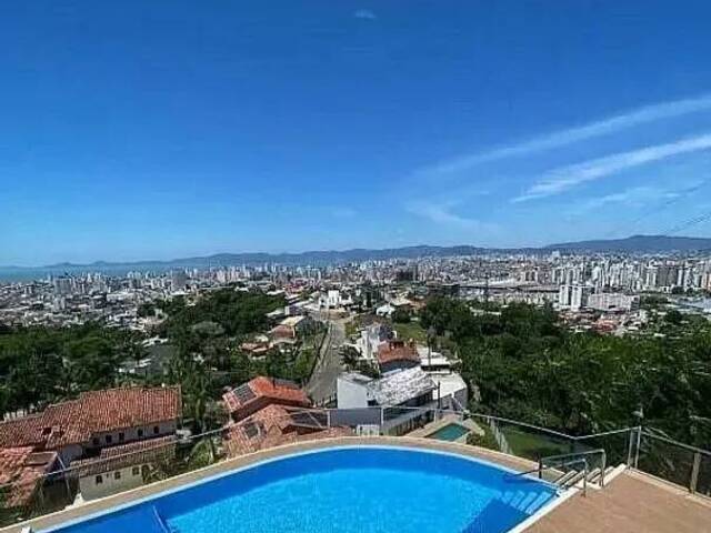 Casa para Venda em São José - 5