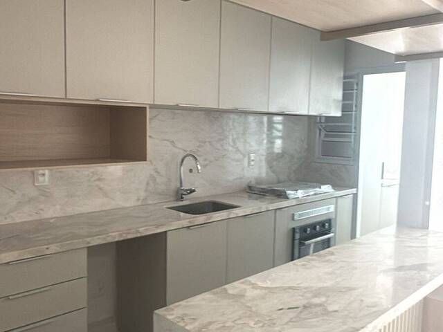 #4668 - Apartamento para Venda em Florianópolis - SC