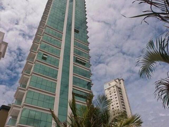 Apartamento para Venda em Balneário Camboriú - 2