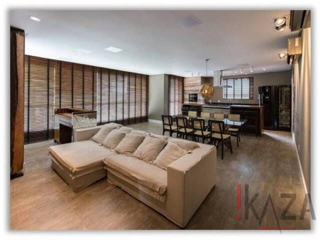 Apartamento para Venda em Balneário Camboriú - 1