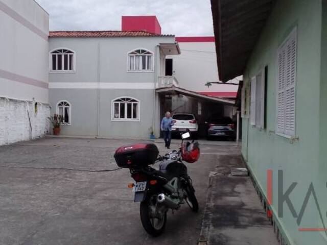 Casa para Venda em São José - 5
