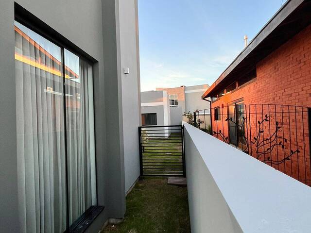 Casa para Venda em Florianópolis - 4